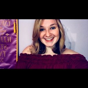 Meet your Posher, Whitney